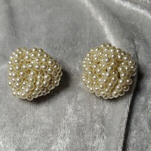 Vintage Faux PEARL Cluster CLIP ON EARRINGS